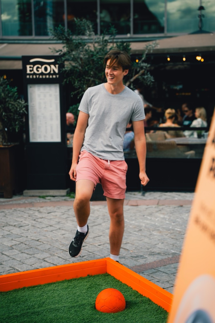 Mid-kick on the XXL Ball course.